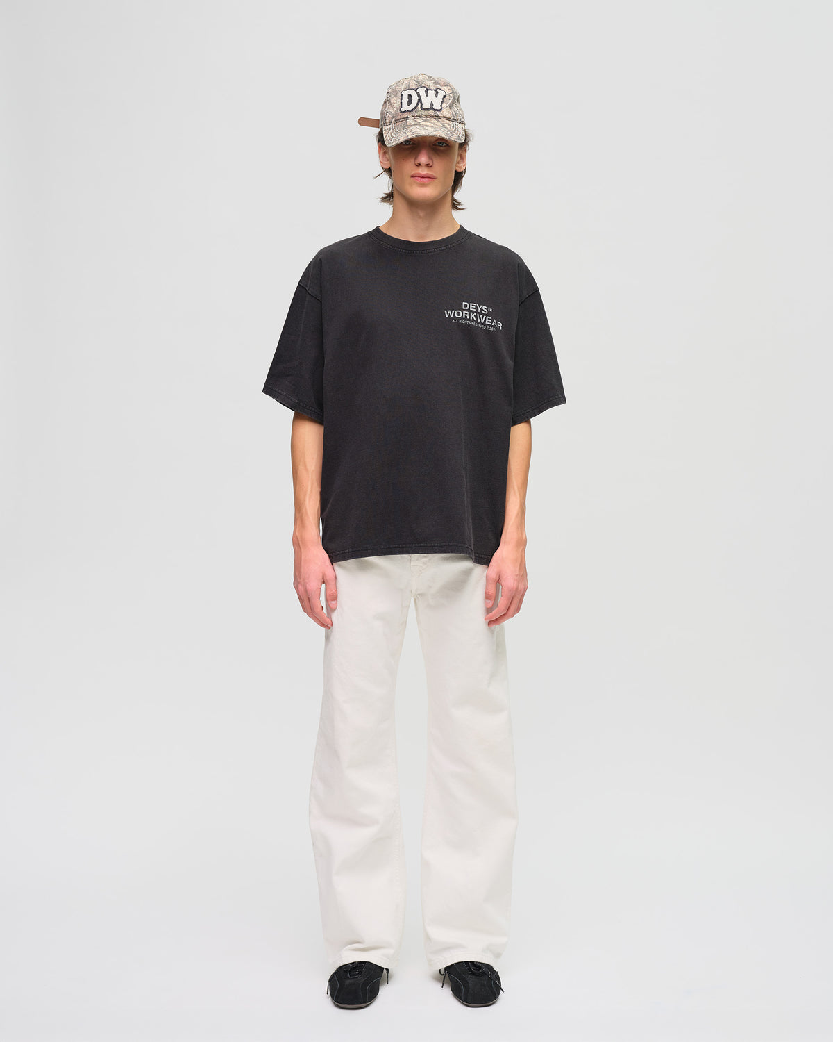 Hillside Tee - Washed Black — view 1